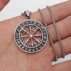 Náhrdelník Kompas Vegvisir Viking stříbrný Přívěsek