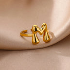 Justerbar personlig ring med initial
