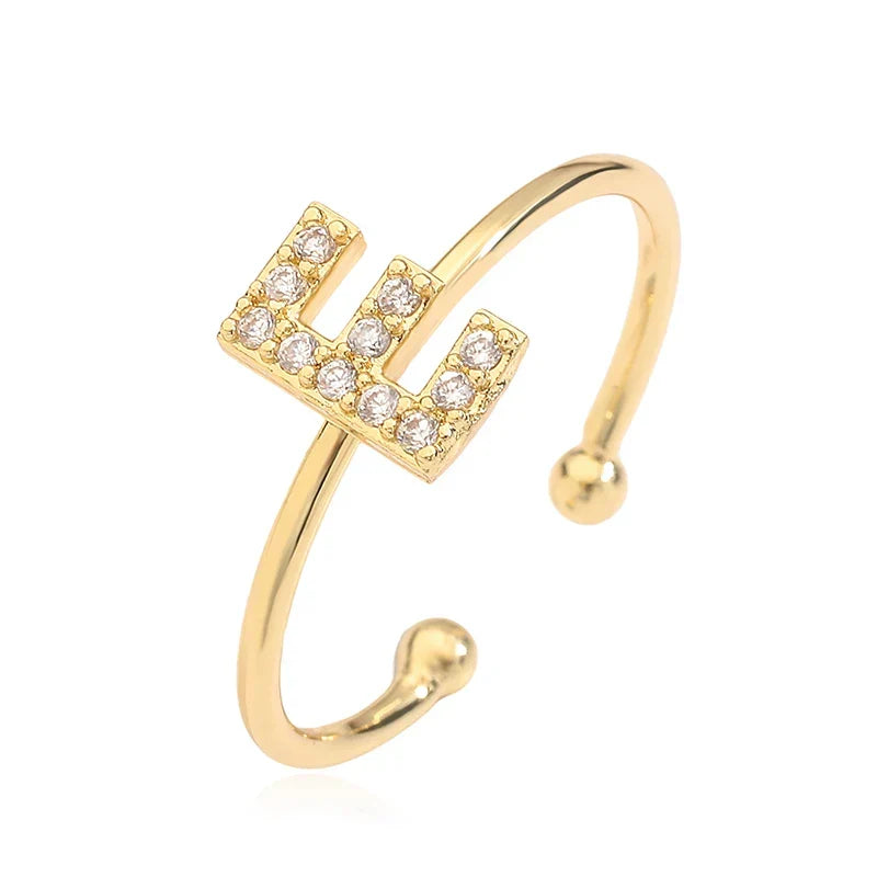 Justerbar personlig ring med initial e