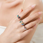 Farget zirkon fødselsstensring