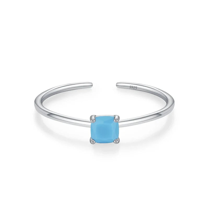 Farget zirkon fødselsstensring