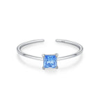 Farget zirkon fødselsstensring