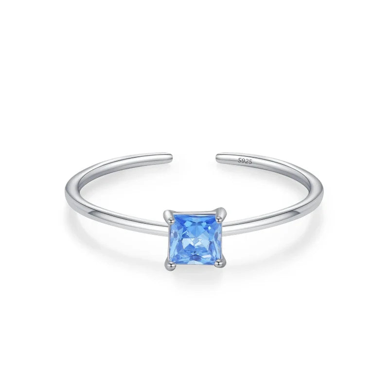 Farget zirkon fødselsstensring