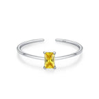 Farget zirkon fødselsstensring