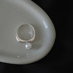 Dame ring med hvit perle i zirkonium