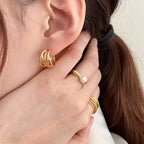 Prsten pro ženy s bílou perlou zlatý