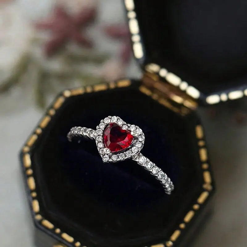 Bague avec Coeur et Zircon rouge et argent