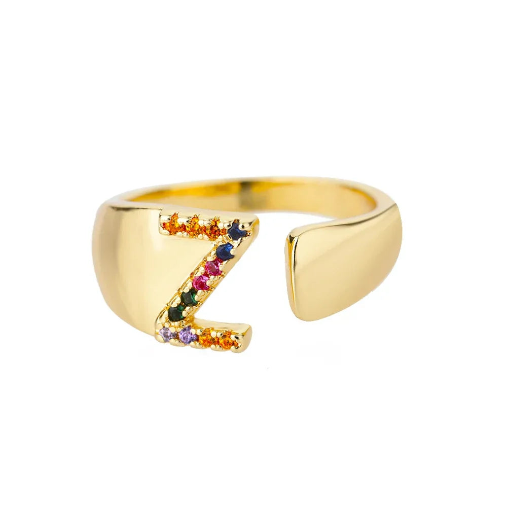 Bred personlig ring med regnbueinitial z