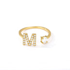 Personlig ring med initial m