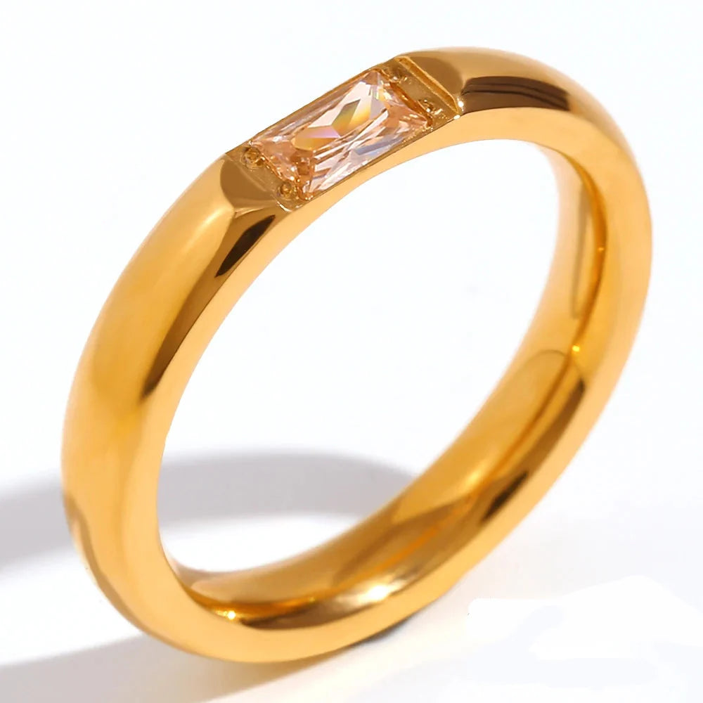 Ring med innfattet fødselsstein for kvinner november