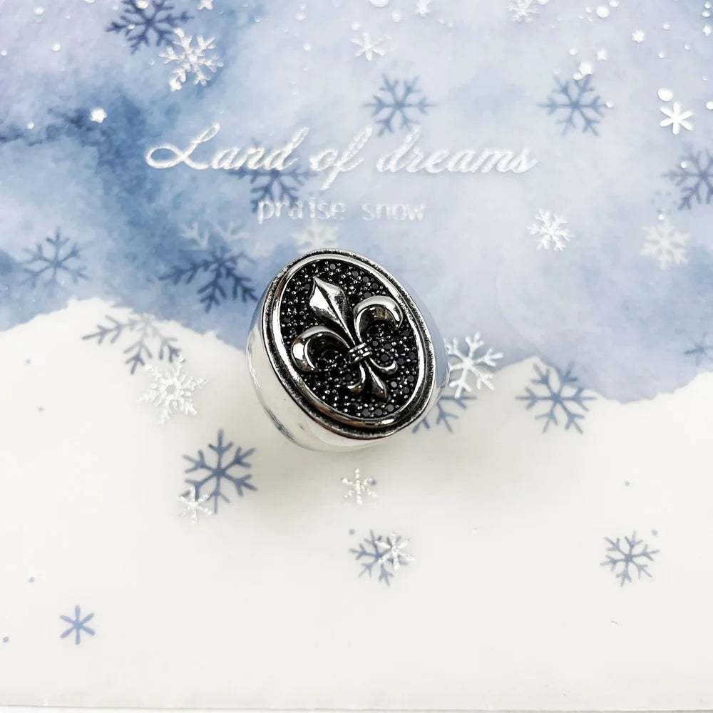 Sølvring med liljeherresignetring