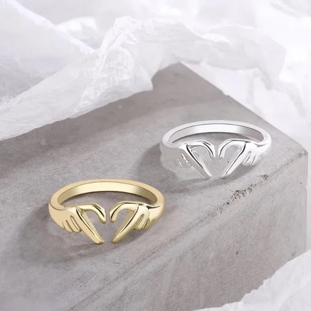 Romantisk hjertering i sølv og gull