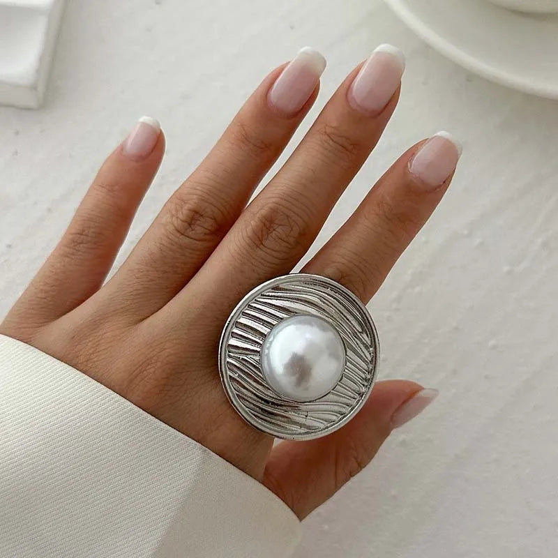 Bague de Style Baroque avec Perle Blanche argent