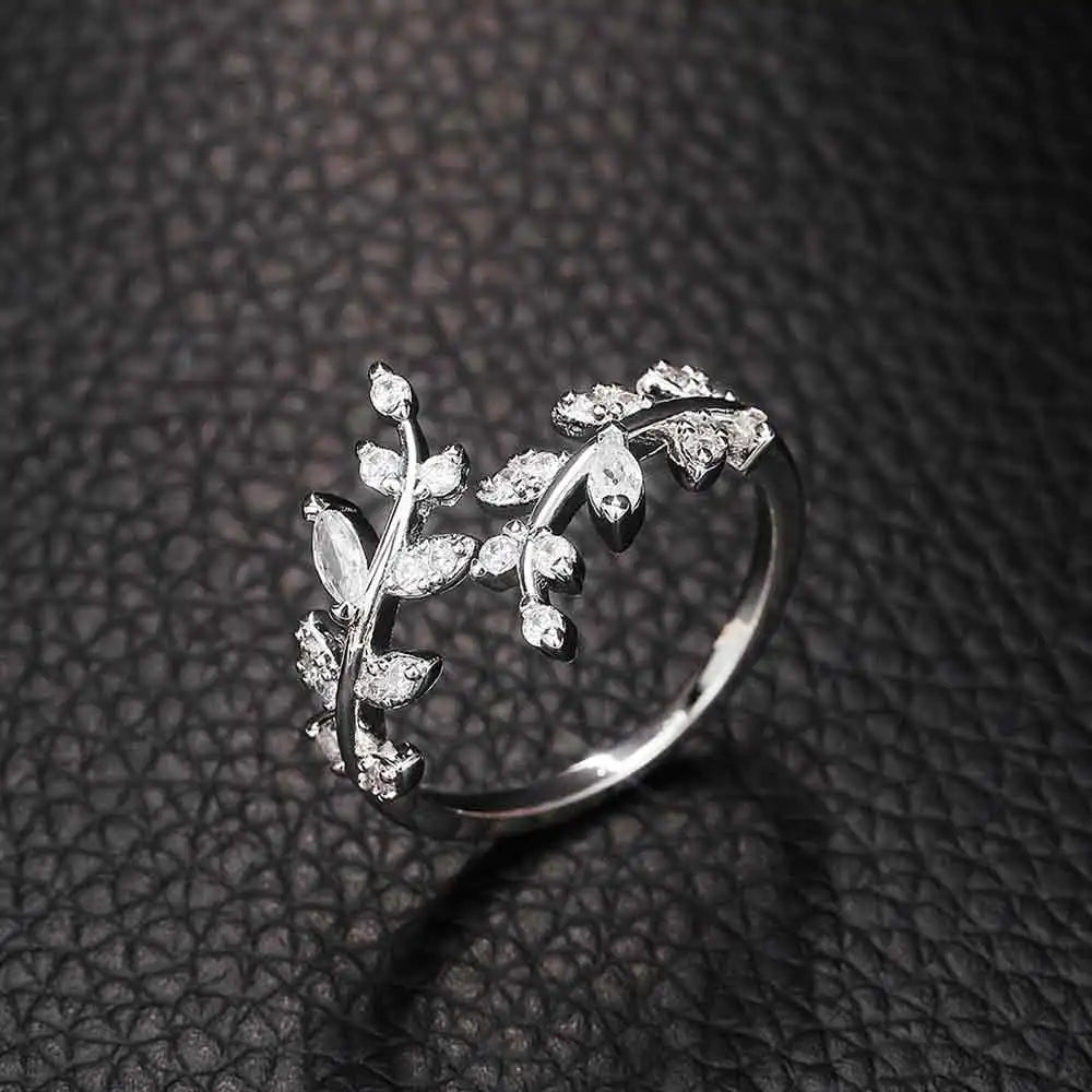 Efterårs Zircon laurbærblad ring i sølv