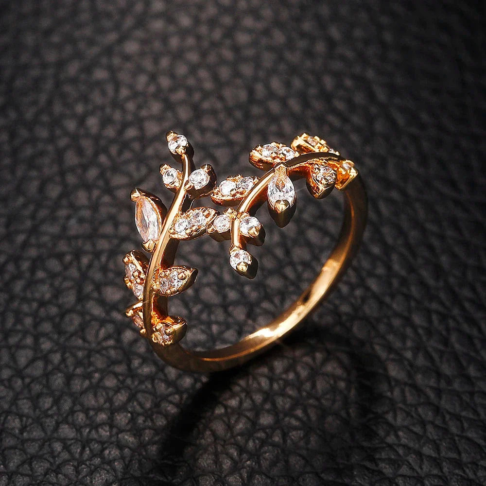 Efterårs Zircon laurbærblad ring i guld