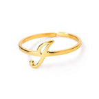 Smal personlig ring med initial i