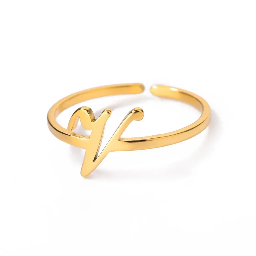 Smal personlig ring med initial v
