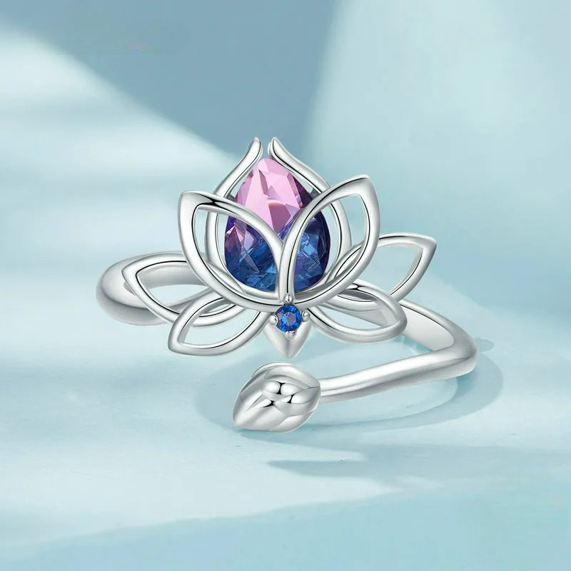 Bague Fleur de Lotus en Cristal