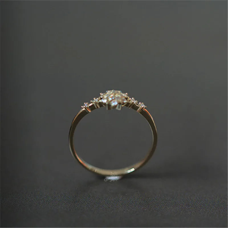 Vinter gull dame snøfnugg ring