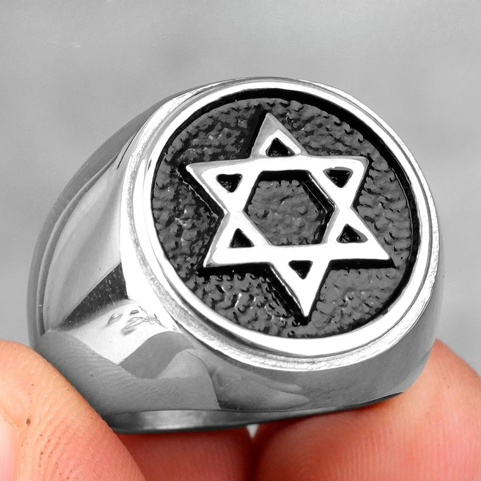 Bague gravée avec l'étoile de David symbole juif argent