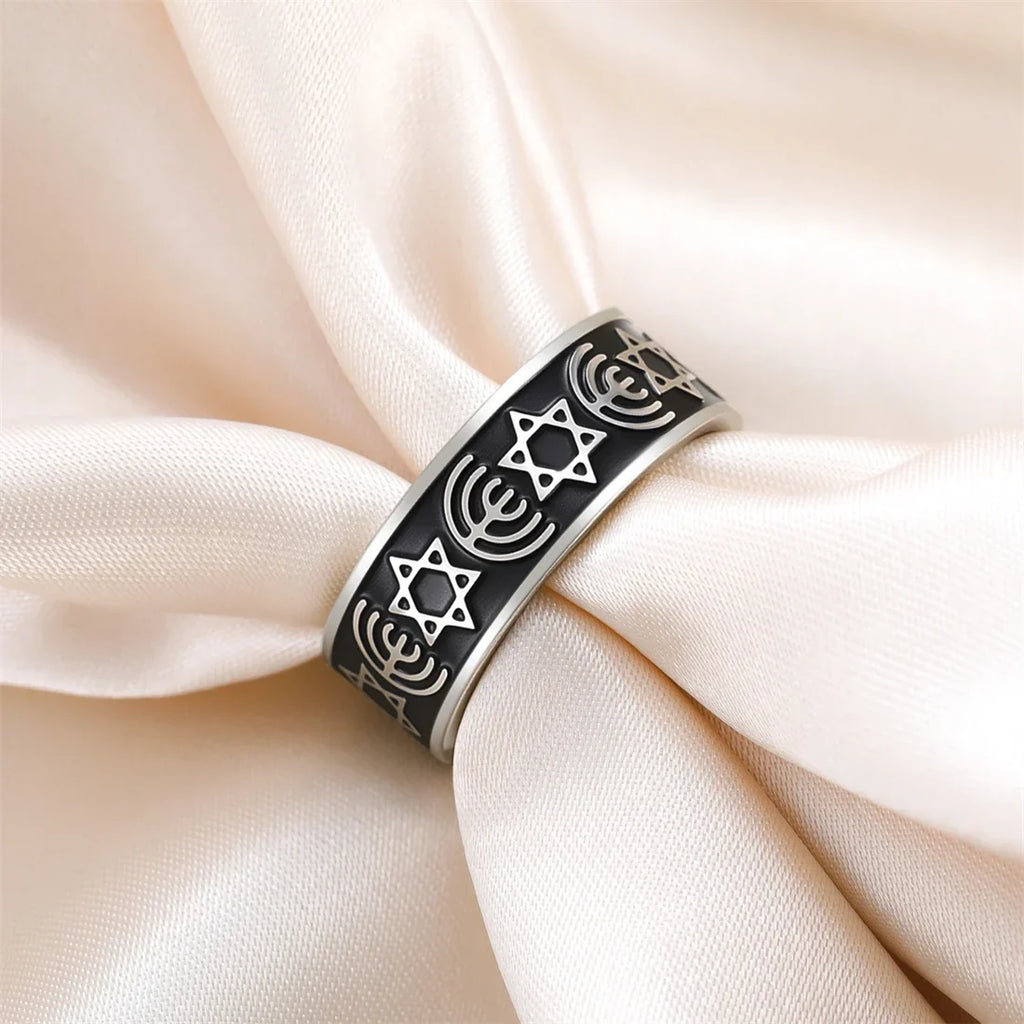 Bred Menorah-ring och Davidsstjärnor, judiska symboler