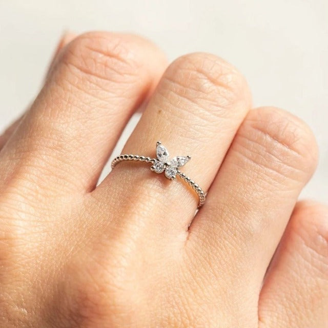 Sommerfuglering i sølv