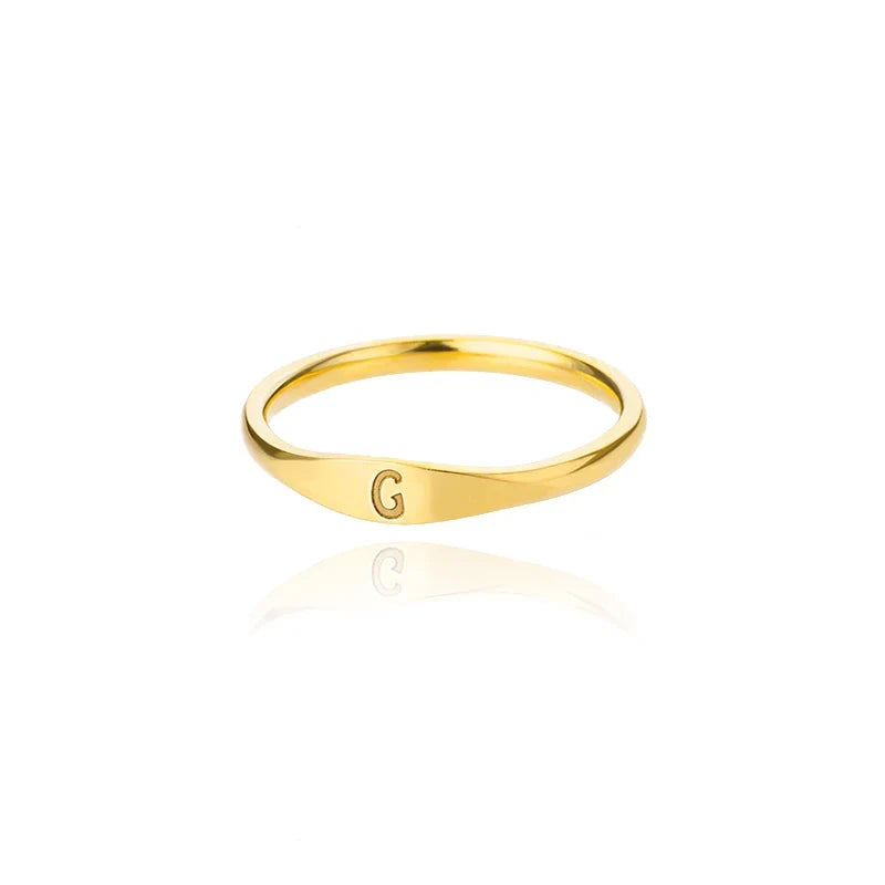 Dame ring initial g