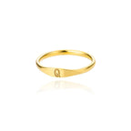 Dame ring initial q