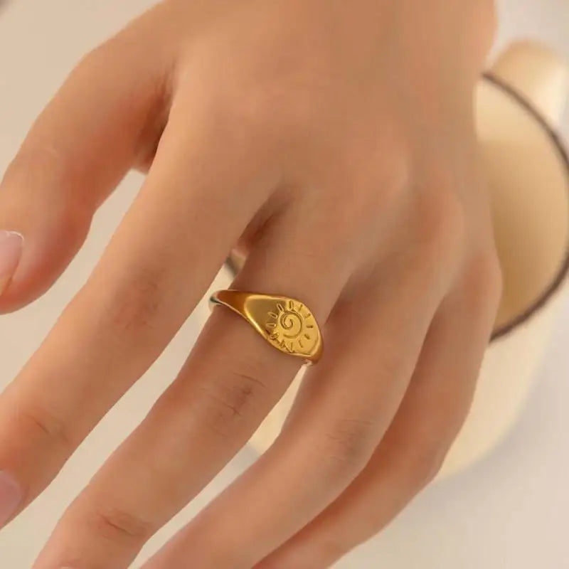 Retro Sol Astre ring guld