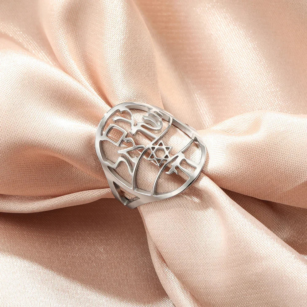Symbolisk judisk ring med hebreisk gravyr, Davidsstjärna och Haï Chai, silver