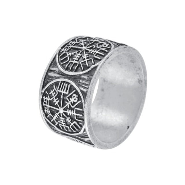 Viking Vegvisir ring