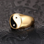 Yin Yang ring gull