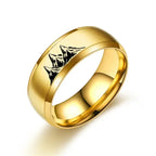 Farvede ringe med guld bjerge