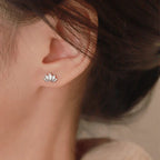 Lotusblomst Ørestikker til Kvinder i Sølv