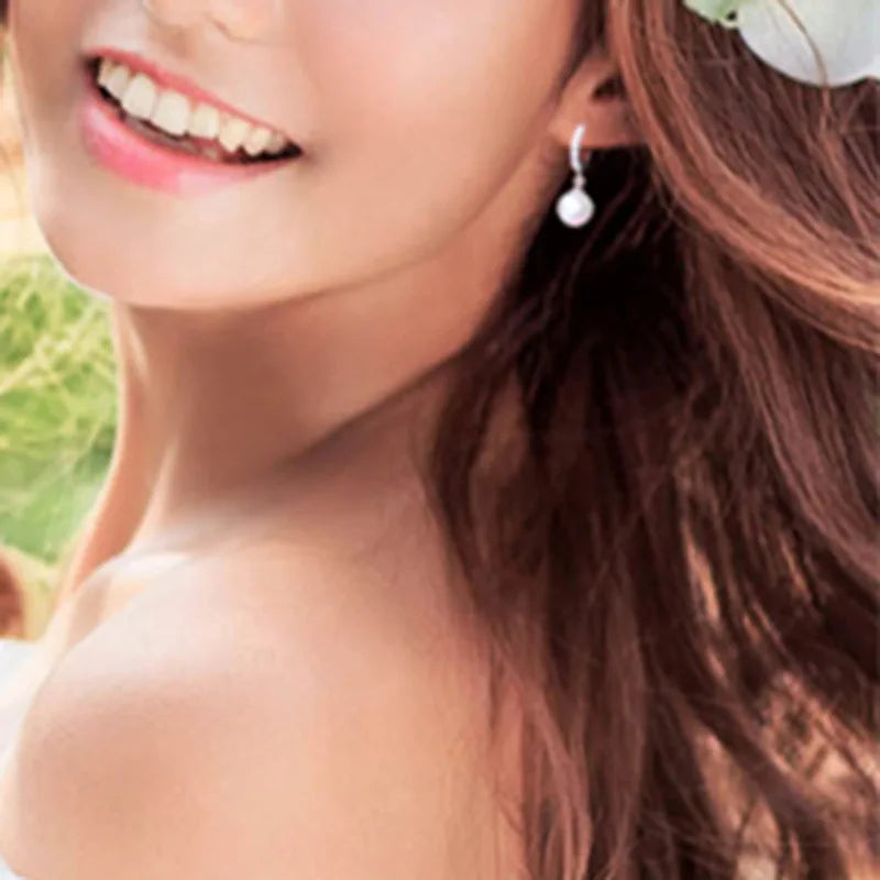 Boucles d'Oreilles Classiques avec Perle et Zircon