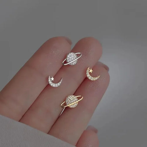 Ørestikker Måne og Kugle i Zircon guld