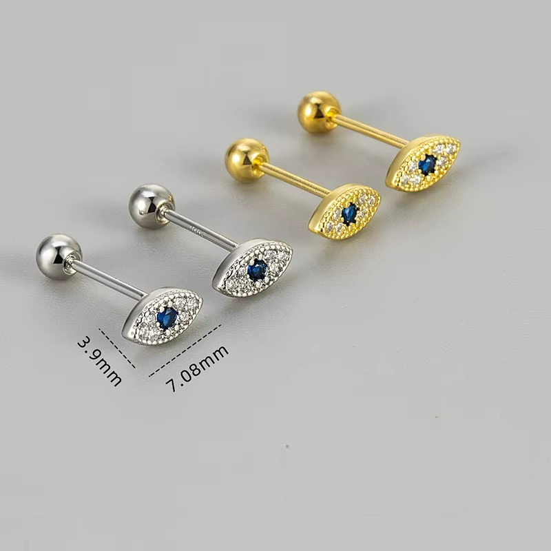 Boucles d'Oreilles Clou Contre le Mauvais Oeil en Strass