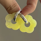 Creol-øreringer med blomst i harpiks