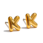 Personlige øreringe med initial k