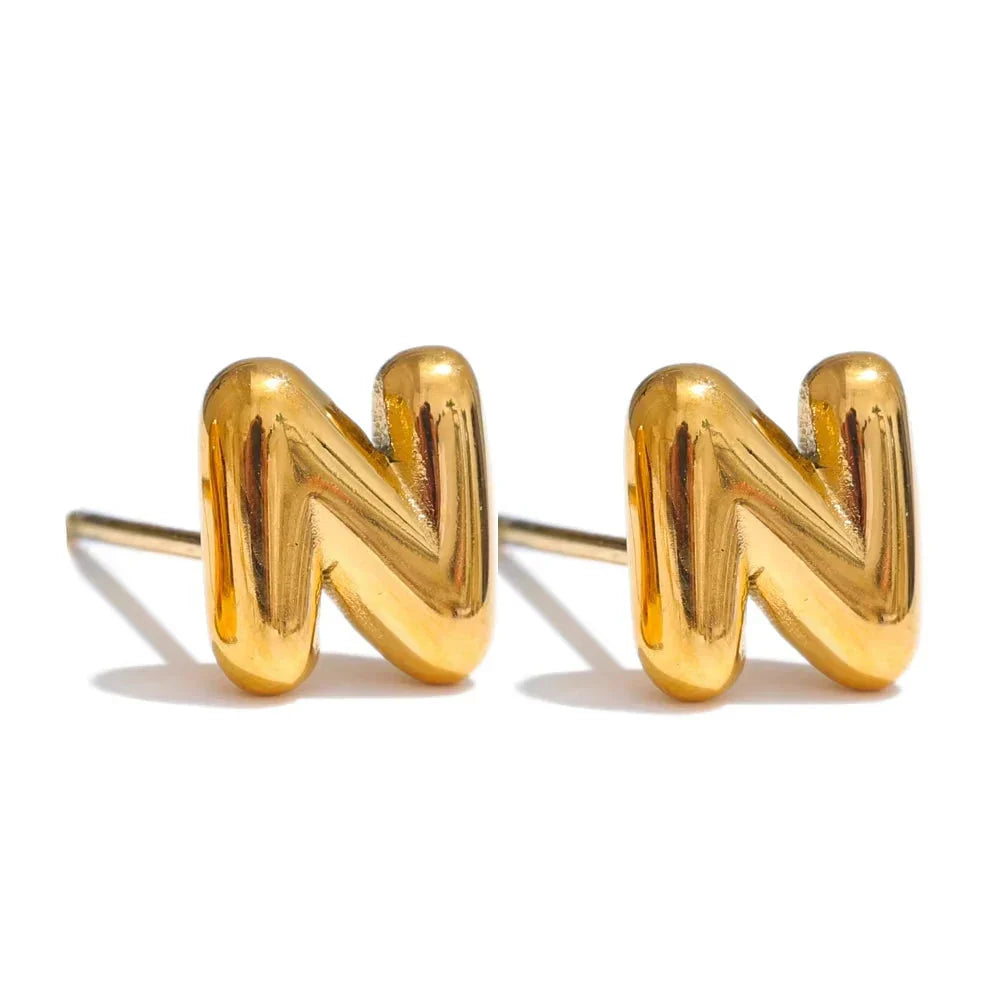 Personlige øreringe med initial n