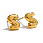 Personlige øreringe med initial s