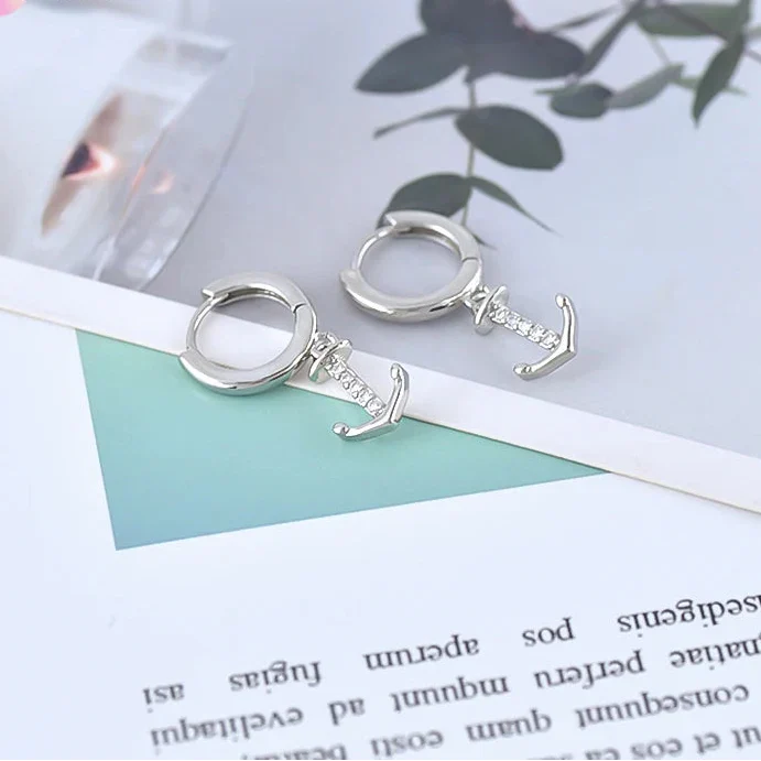 Hängande ankareörhängen i silver