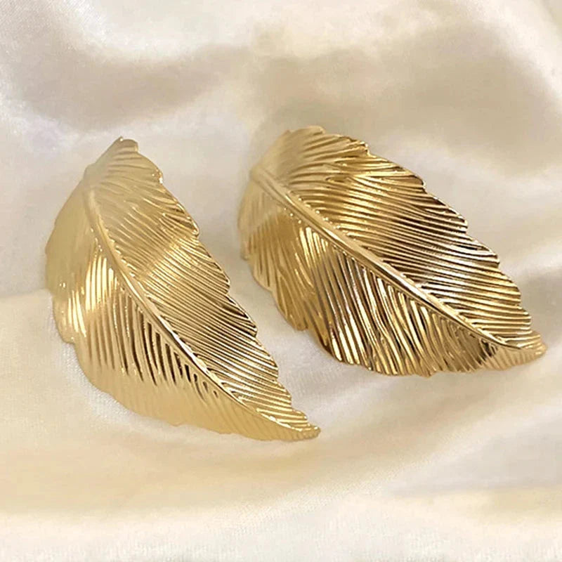 Hängande örhängen med blad för kvinnor guld