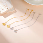 Hængende øreringe med fin lotusblomst