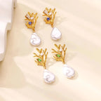 Náušnice visací korál s perlou a zeleným zirkonem