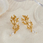 Hængende Øreringe med Koraller og Hvide Perler