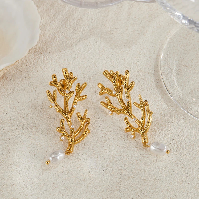 Hængende Øreringe med Koraller og Hvide Perler