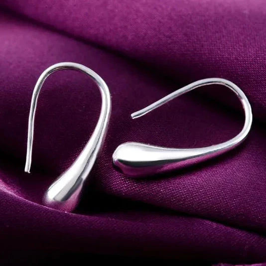 Visací náušnice ve tvaru kapky vody