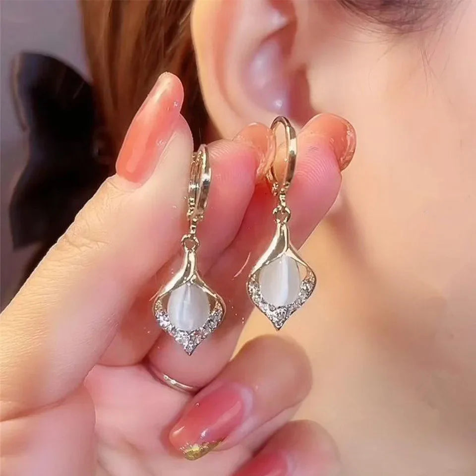 Boucles d'Oreilles Pendantes Goutte d'Eau avec Zircon blanc