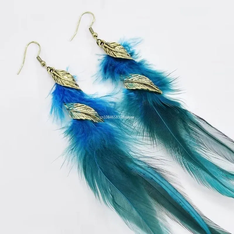 Boucles d'Oreilles Pendantes Stylées avec Plumes 7